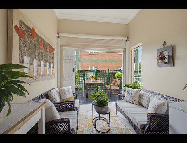 3 BEDROOM TOWNHOUSE FOR SALE IN SOMERSET PARK